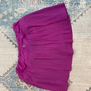 Lululemon Pleated Skirt- Size 8